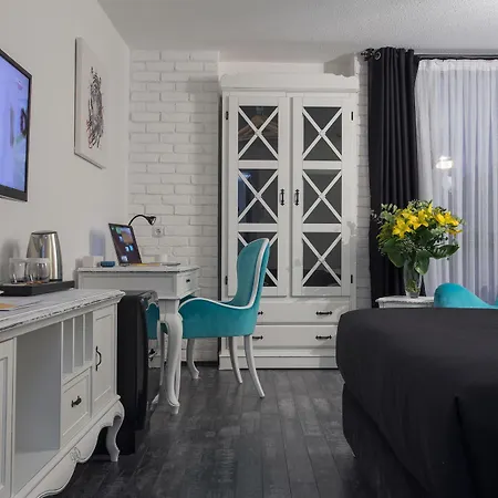 Check & Отель 4*